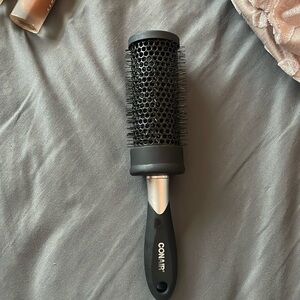 Conair blowout brush